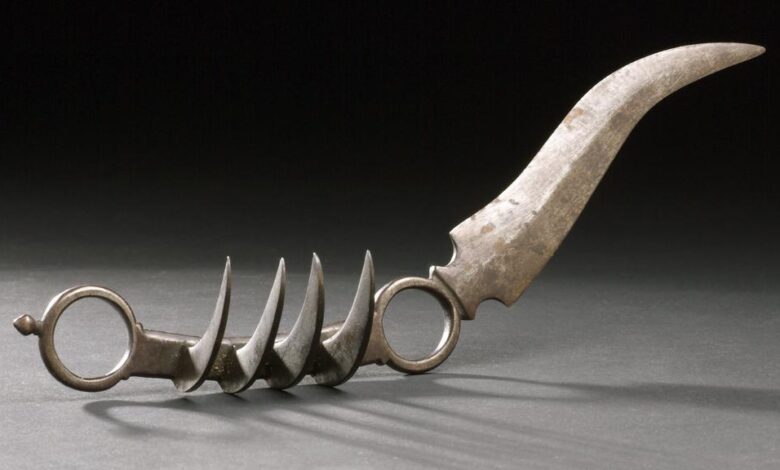 10 Deadly Weapons of Ancient India to stand before is to feast the death 5