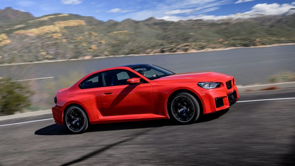 2023 BMW M2